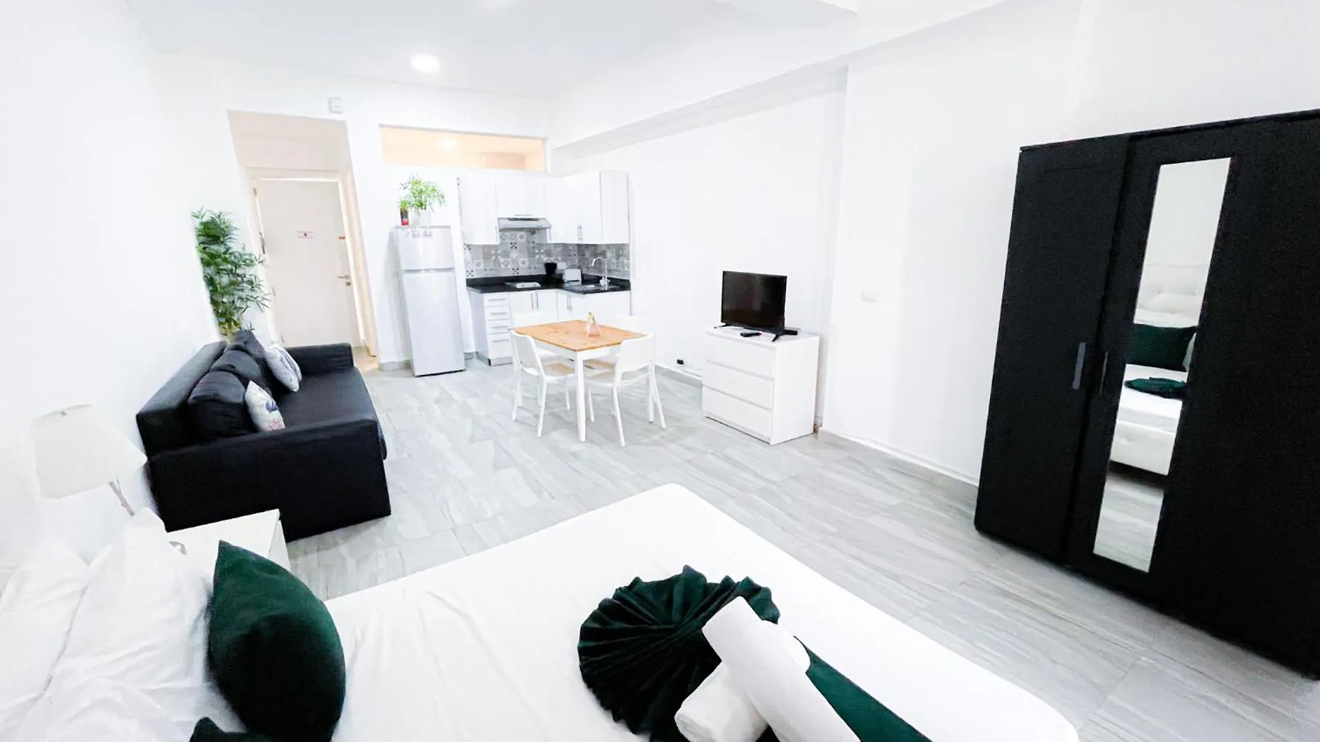 *****  Ducassi Suites Rooms Hotel Beach Playa Bavaro Wifi Parking Rooftop Pool & Spa 蓬塔卡纳 多米尼加共和国
